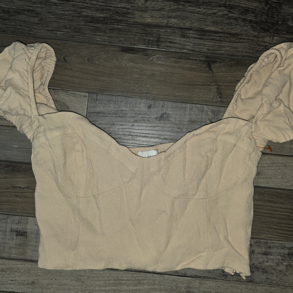 Peach‎ Ruched Sleeve Cropped Top